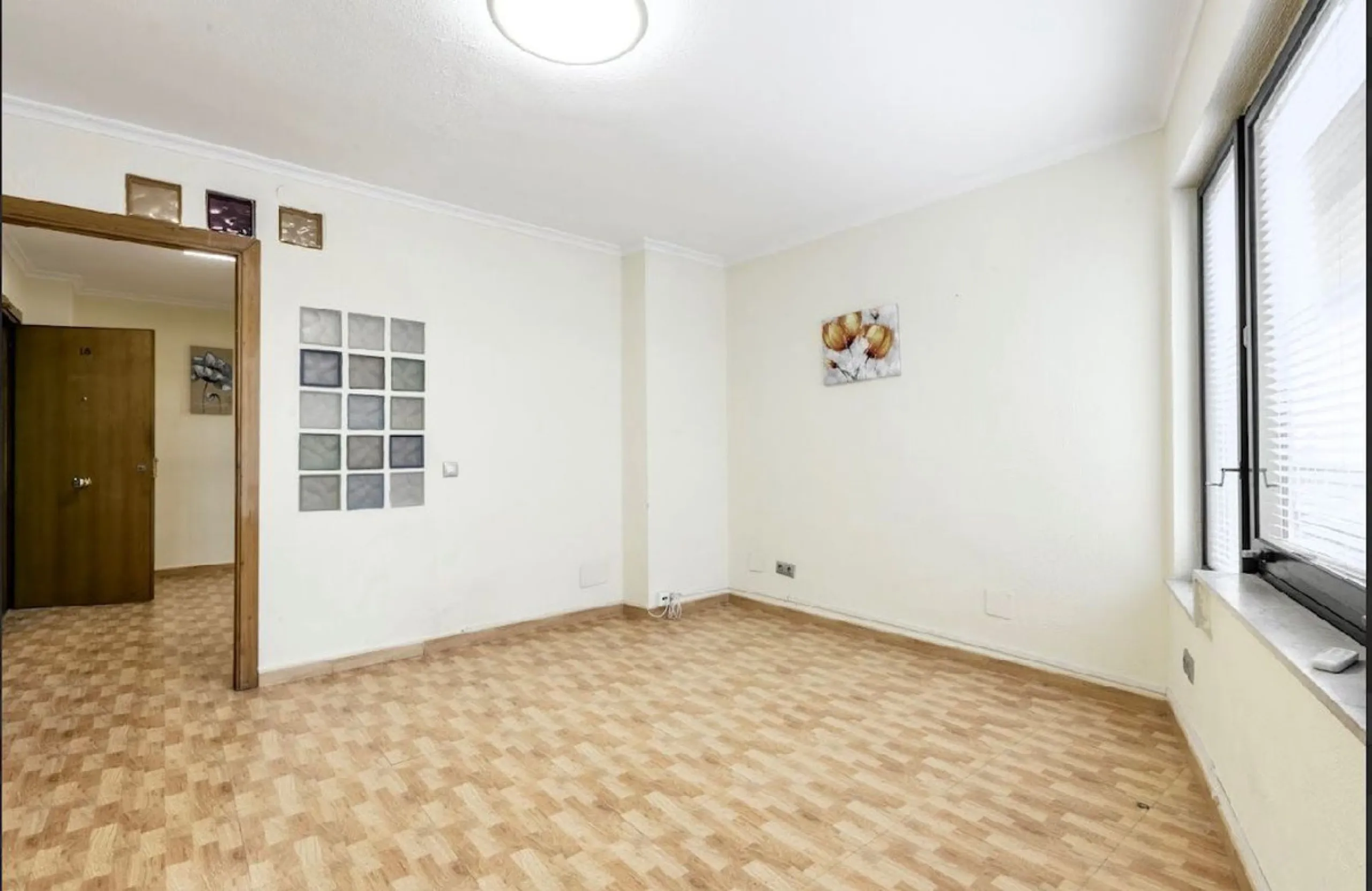 Excellent opportunity to acquire an office space in the heart of Marbella, located on the well-known street, one of the busiest and most central streets in the city.