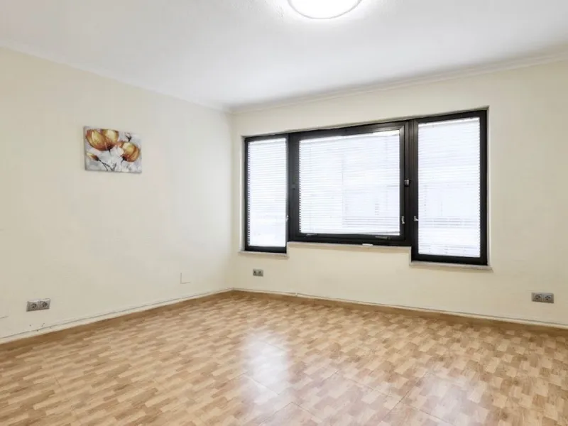 Excellent opportunity to acquire an office space in the heart of Marbella, located on the well-known street, one of the busiest and most central streets in the city.