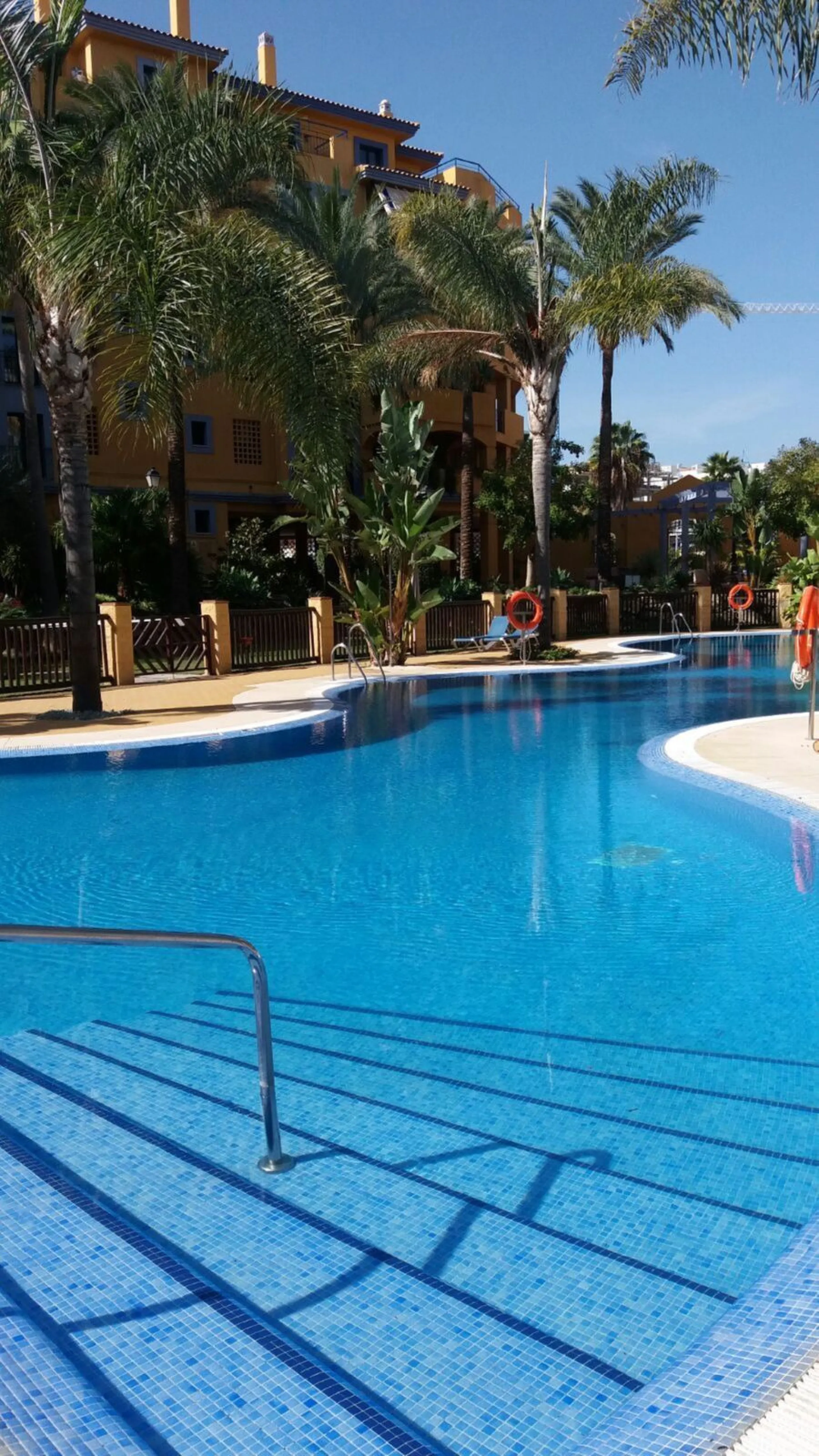 Located on the Beachside of the ever-growing popular San Pedro de Alcantara situated opposite the Gym & Padel Club this is an incredible opportunity to own this fabulous ground floor apartment situated in a prime location approx. 500 metres to the beach, 