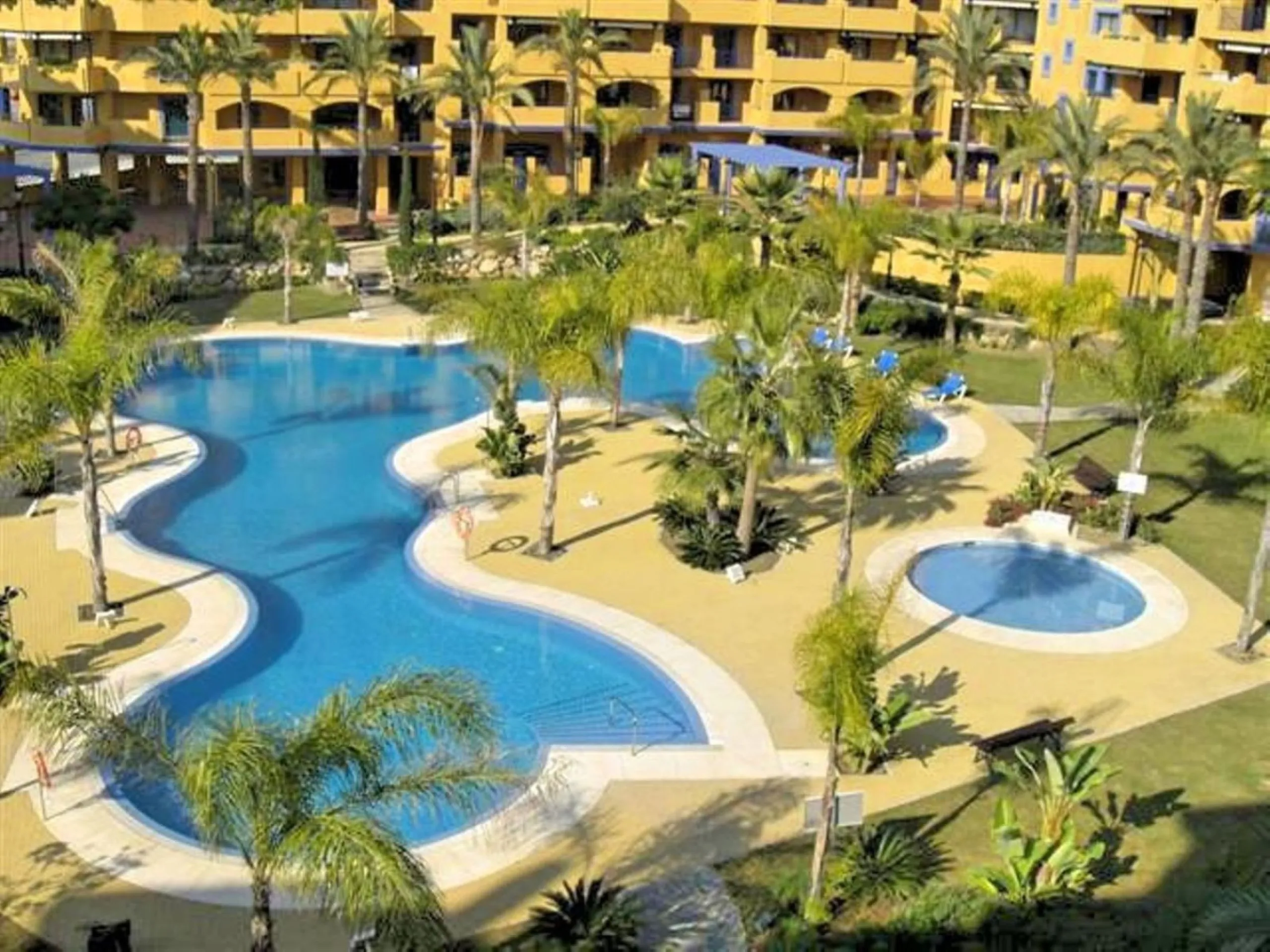 Located on the Beachside of the ever-growing popular San Pedro de Alcantara situated opposite the Gym & Padel Club this is an incredible opportunity to own this fabulous ground floor apartment situated in a prime location approx. 500 metres to the beach, 