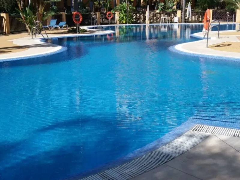 Located on the Beachside of the ever-growing popular San Pedro de Alcantara situated opposite the Gym & Padel Club this is an incredible opportunity to own this fabulous ground floor apartment situated in a prime location approx. 500 metres to the beach, 