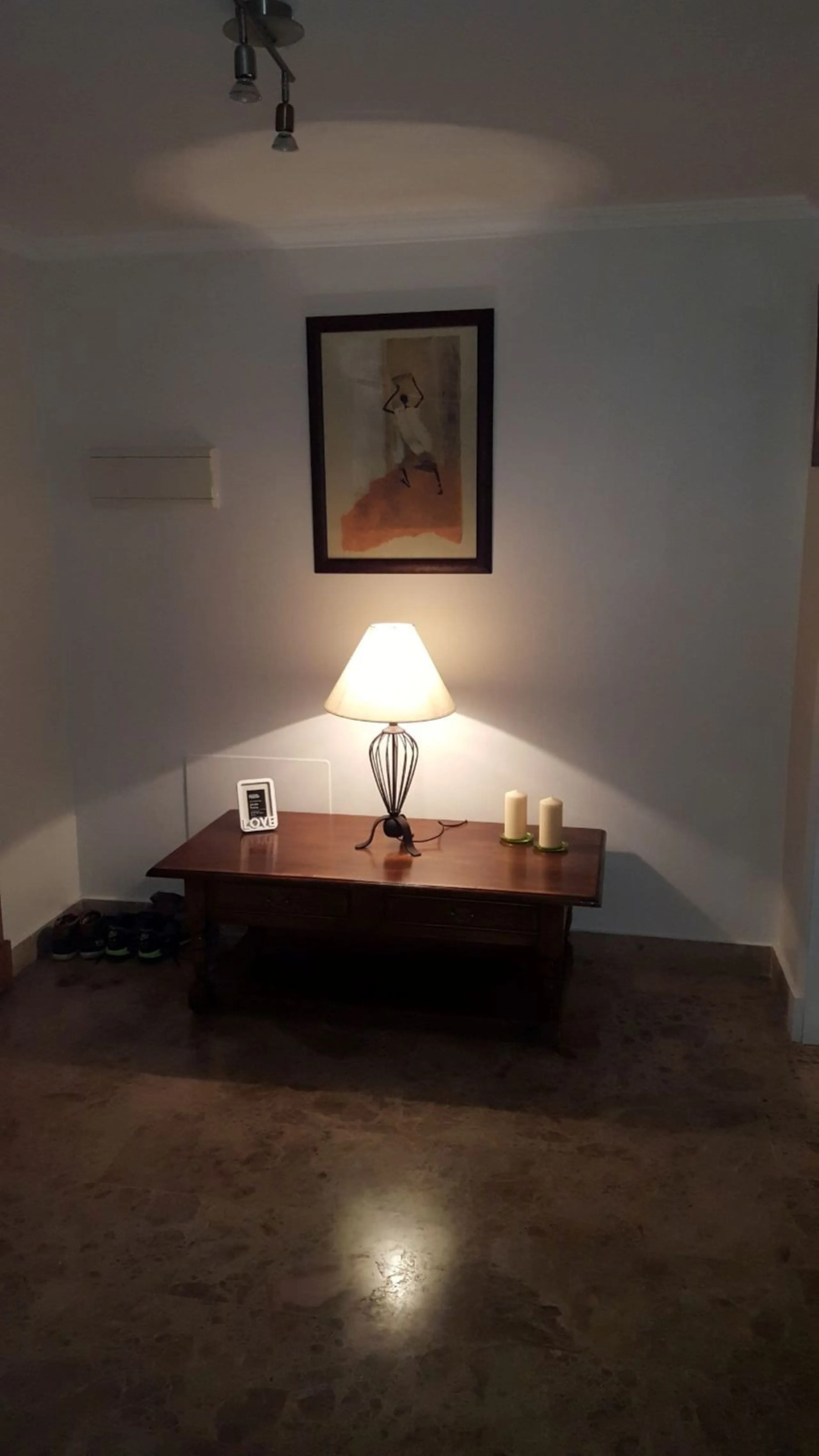 Located on the Beachside of the ever-growing popular San Pedro de Alcantara situated opposite the Gym & Padel Club this is an incredible opportunity to own this fabulous ground floor apartment situated in a prime location approx. 500 metres to the beach, 