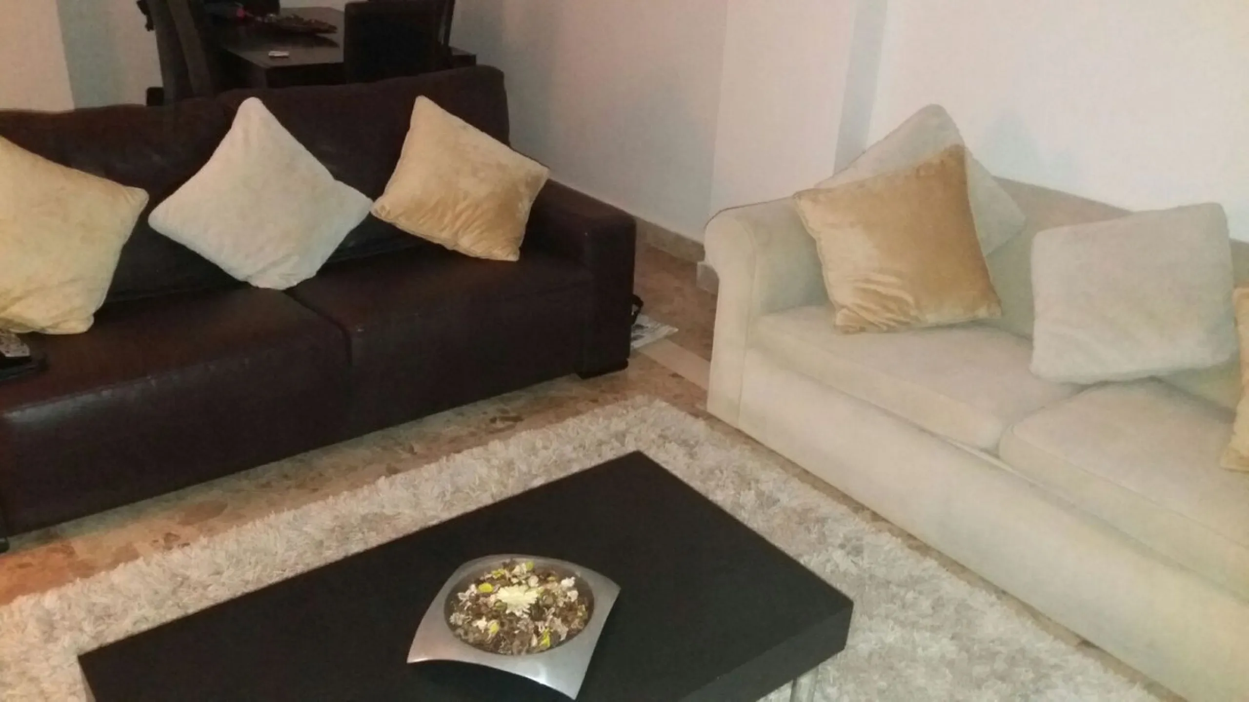 Located on the Beachside of the ever-growing popular San Pedro de Alcantara situated opposite the Gym & Padel Club this is an incredible opportunity to own this fabulous ground floor apartment situated in a prime location approx. 500 metres to the beach, 