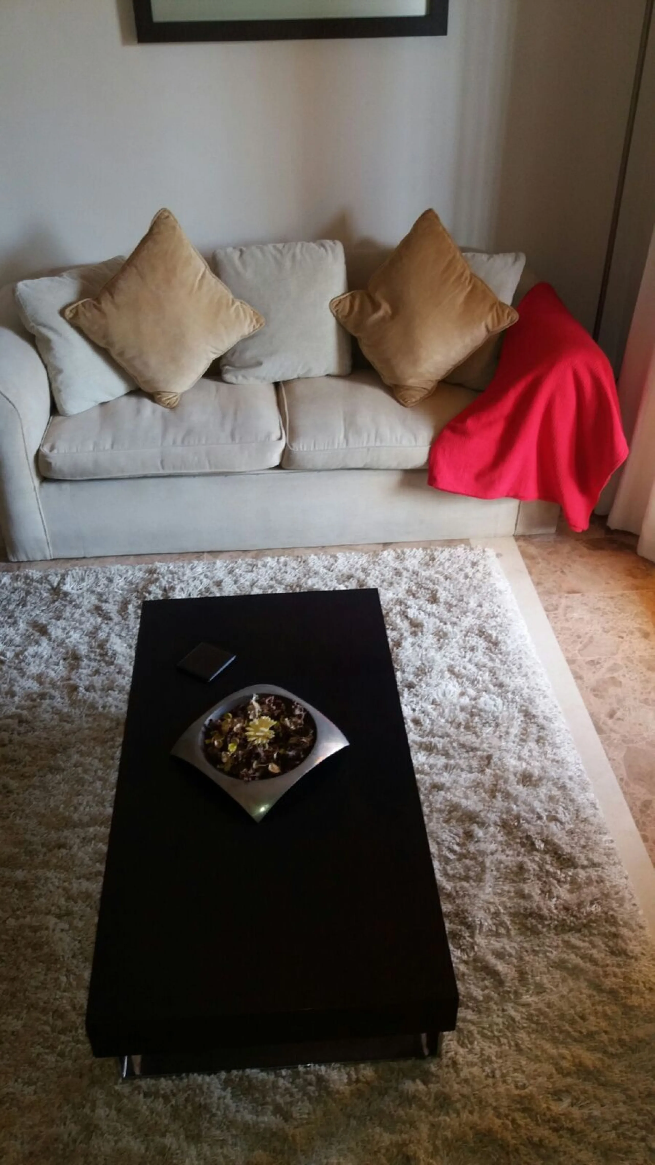 Located on the Beachside of the ever-growing popular San Pedro de Alcantara situated opposite the Gym & Padel Club this is an incredible opportunity to own this fabulous ground floor apartment situated in a prime location approx. 500 metres to the beach, 