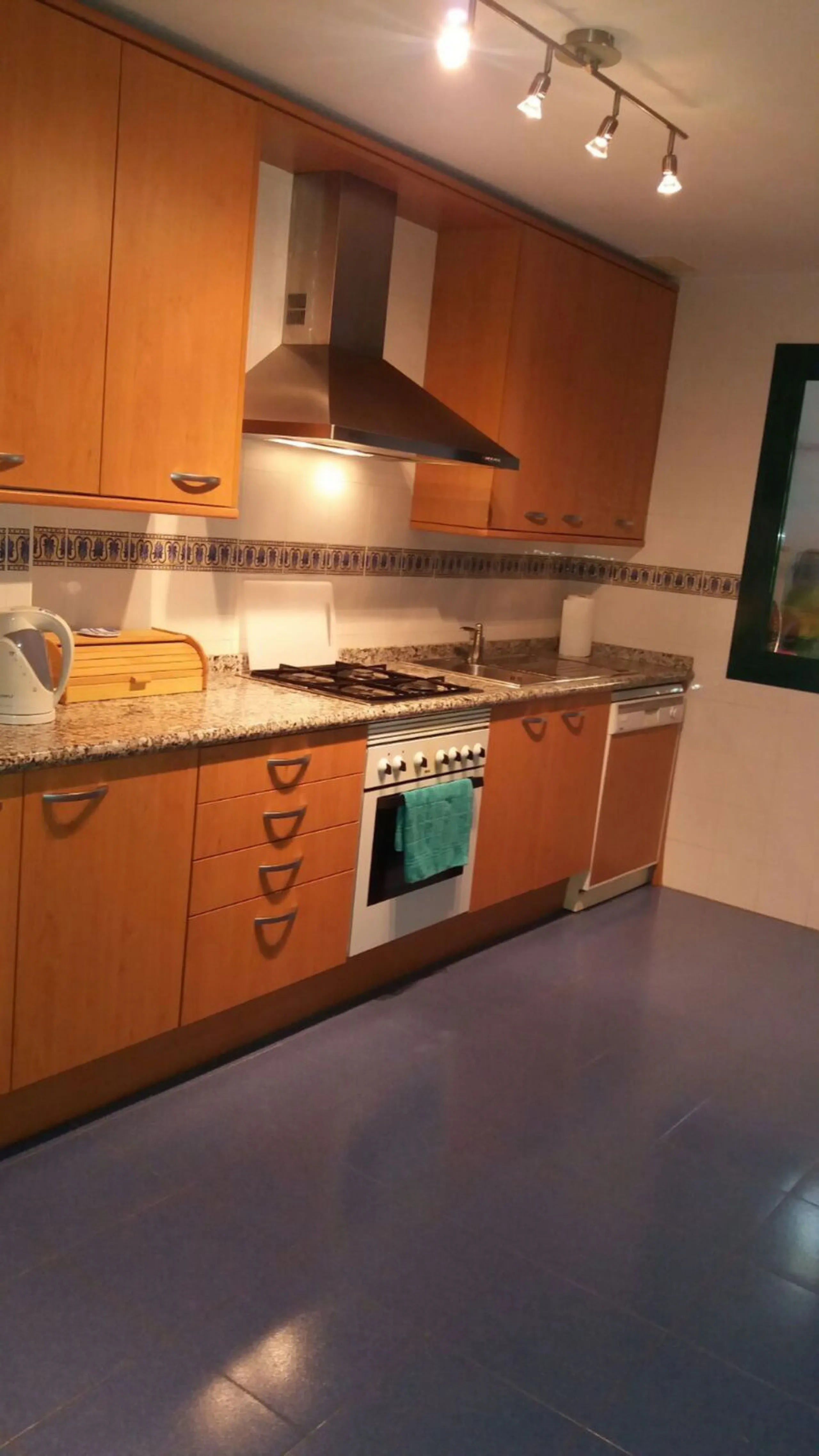 Located on the Beachside of the ever-growing popular San Pedro de Alcantara situated opposite the Gym & Padel Club this is an incredible opportunity to own this fabulous ground floor apartment situated in a prime location approx. 500 metres to the beach, 