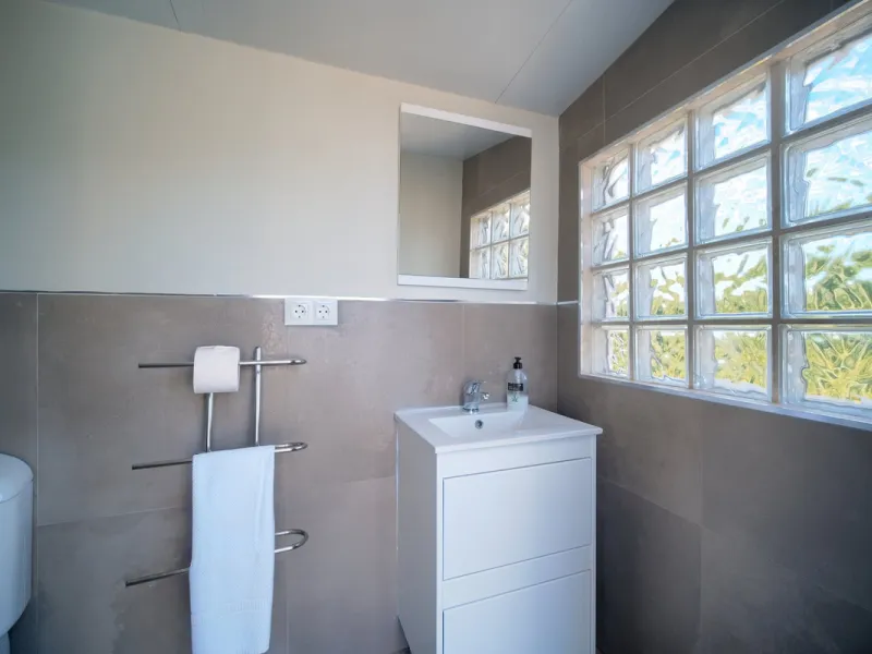 Villa for sale in , Mijas Costa with 4 bedrooms, 4 bathrooms, 4 en suite bathrooms, 1 toilet and with orientation south, with private swimming pool, private garage (2 parking spaces) and private garden. Regarding property dimensions, it has 220 m² built, 