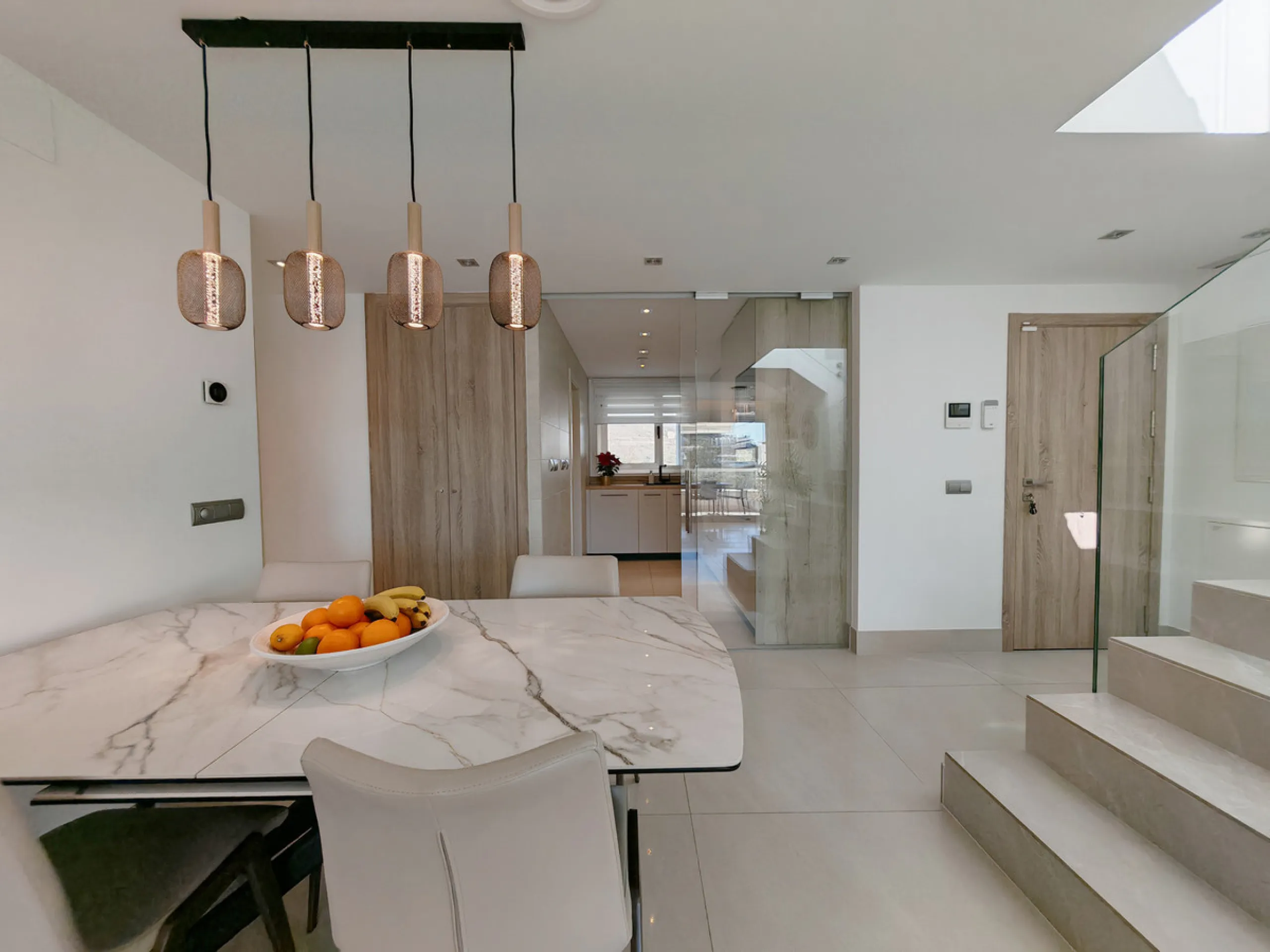 Penthouse for sale in , Mijas Costa with 3 bedrooms, 2 bathrooms, 1 on suite bathroom and with orientation south, with communal swimming pool, private garage (2 parking spaces) and communal garden. Regarding property dimensions, it has 102 m² built and 37