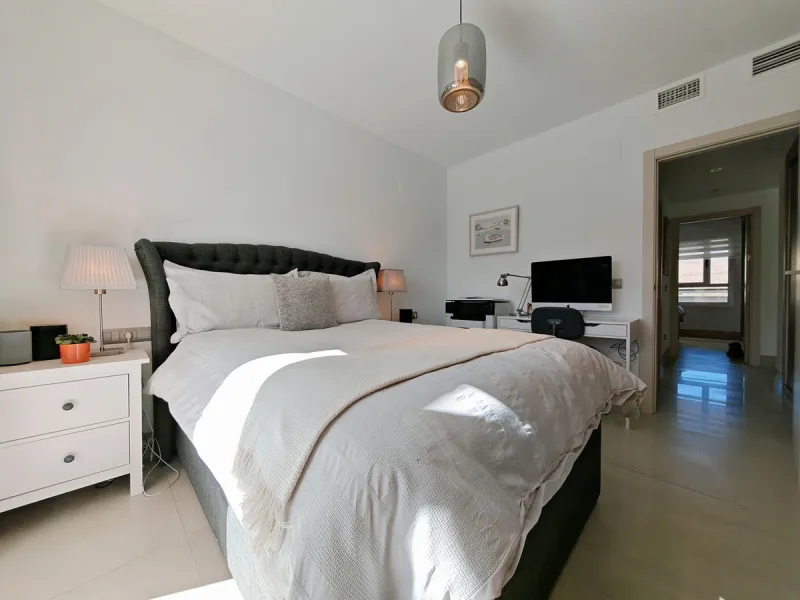 Penthouse for sale in , Mijas Costa with 3 bedrooms, 2 bathrooms, 1 on suite bathroom and with orientation south, with communal swimming pool, private garage (2 parking spaces) and communal garden. Regarding property dimensions, it has 102 m² built and 37