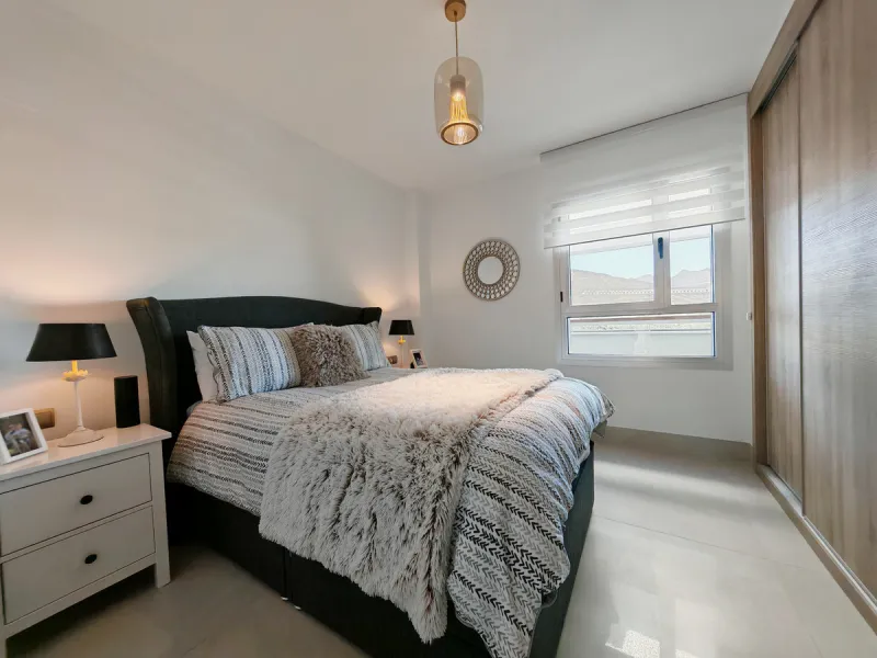 Penthouse for sale in , Mijas Costa with 3 bedrooms, 2 bathrooms, 1 on suite bathroom and with orientation south, with communal swimming pool, private garage (2 parking spaces) and communal garden. Regarding property dimensions, it has 102 m² built and 37
