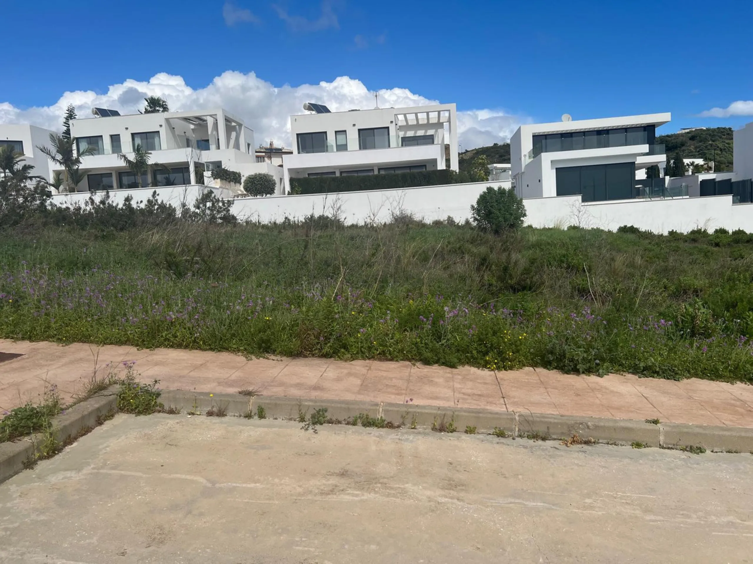 Plot - Residential Plot в продаже в Mijas, Málaga. Площадь дома 361 м². Площадь участка 533 м²