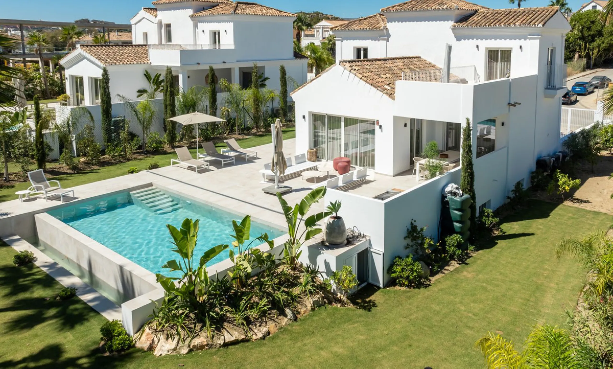 House - Detached Villa в продаже в Casares, Málaga. В доме 4 спален и 4 ванных комнат. Площадь дома 350 м². Площадь участка 950 м²