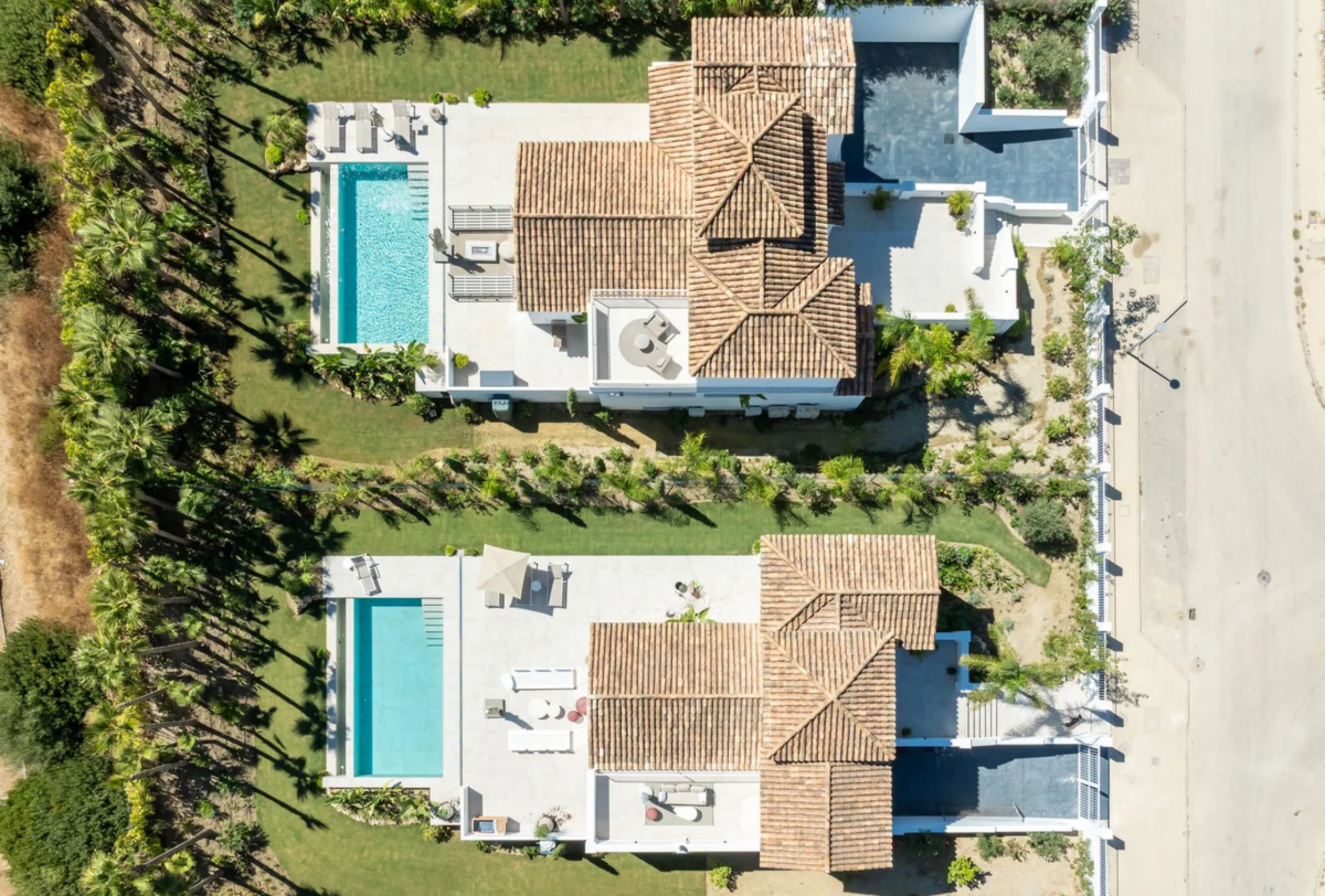 House - Detached Villa в продаже в Casares, Málaga. В доме 4 спален и 4 ванных комнат. Площадь дома 350 м². Площадь участка 950 м²