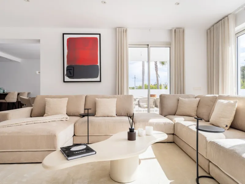 House - Detached Villa в продаже в Casares, Málaga. В доме 4 спален и 4 ванных комнат. Площадь дома 350 м². Площадь участка 950 м²