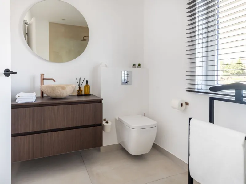 House - Detached Villa в продаже в Casares, Málaga. В доме 4 спален и 4 ванных комнат. Площадь дома 350 м². Площадь участка 950 м²