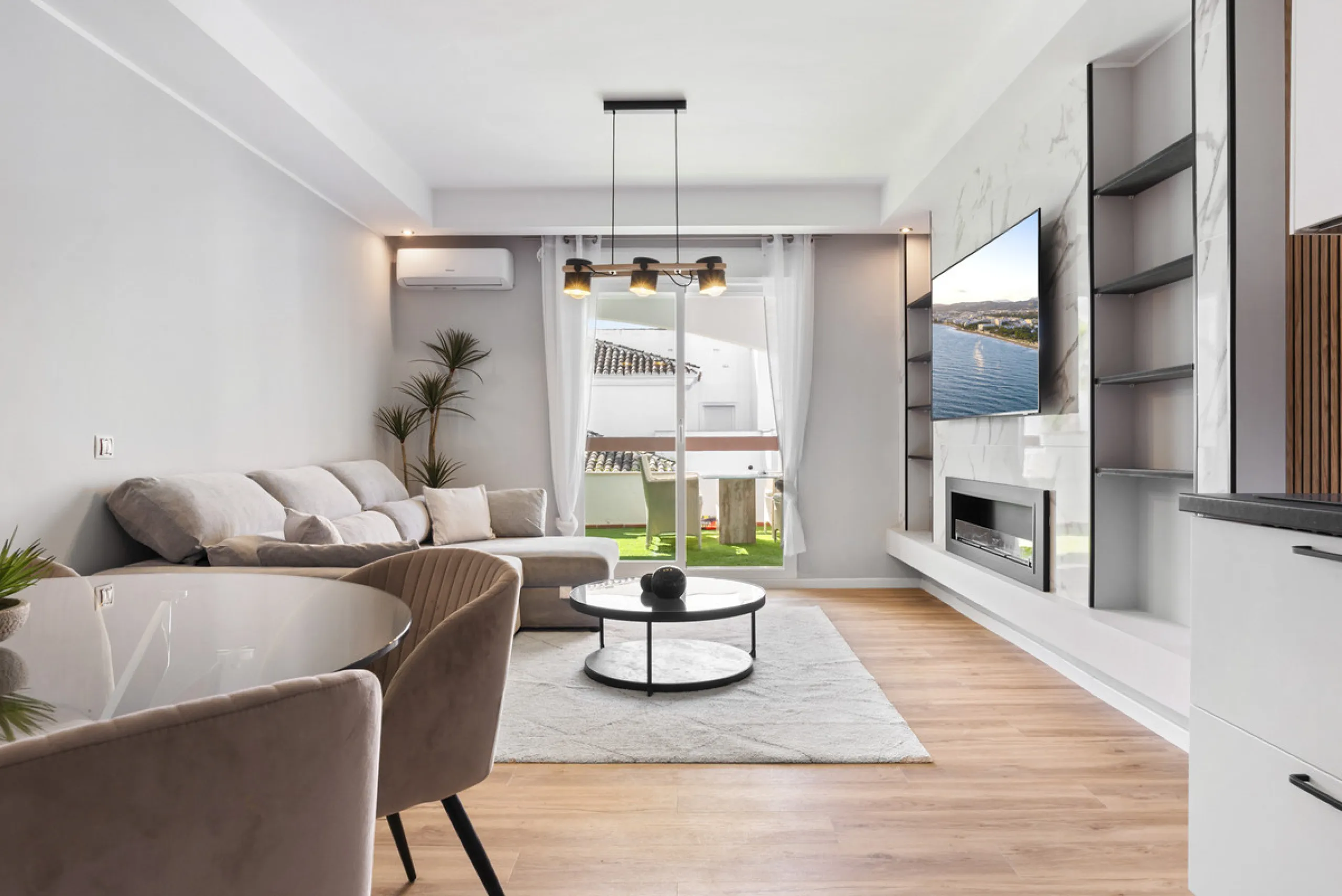 Fully Renovated 3-Bedroom Apartment in Aloha Royal, Nueva Andalucía, Marbella