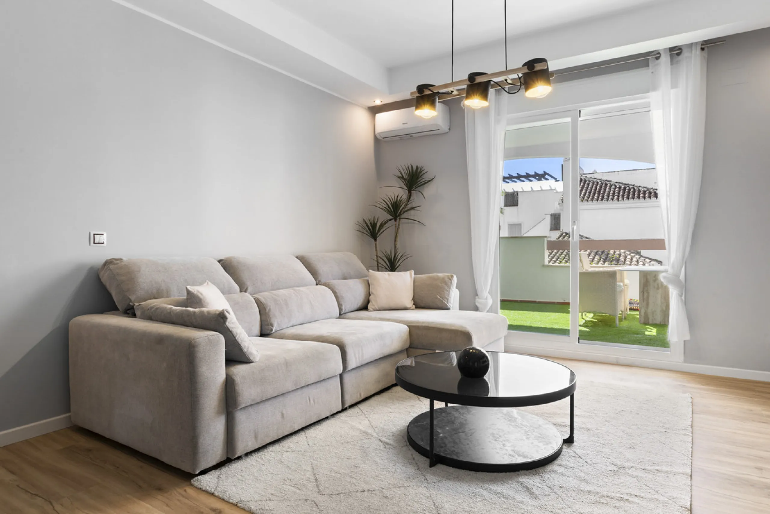 Fully Renovated 3-Bedroom Apartment in Aloha Royal, Nueva Andalucía, Marbella