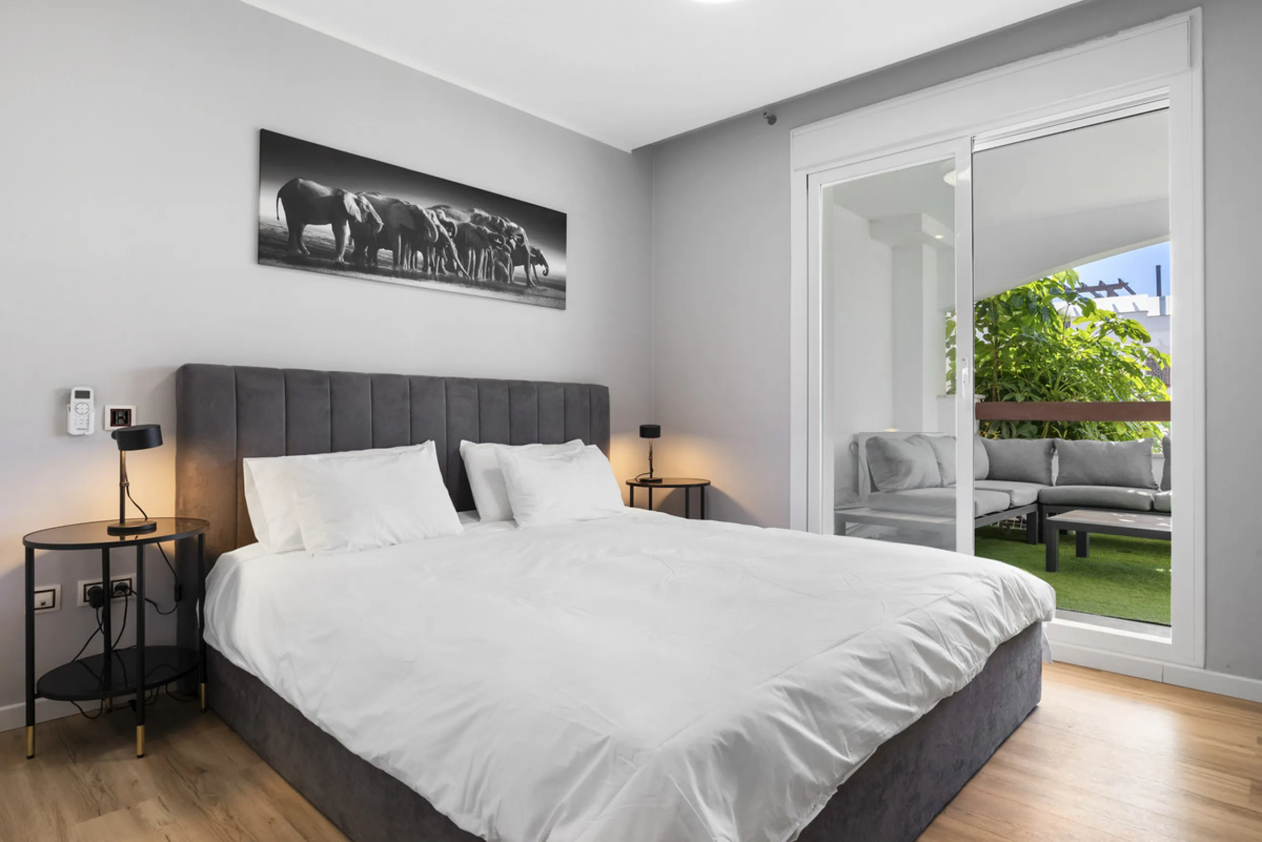 Fully Renovated 3-Bedroom Apartment in Aloha Royal, Nueva Andalucía, Marbella