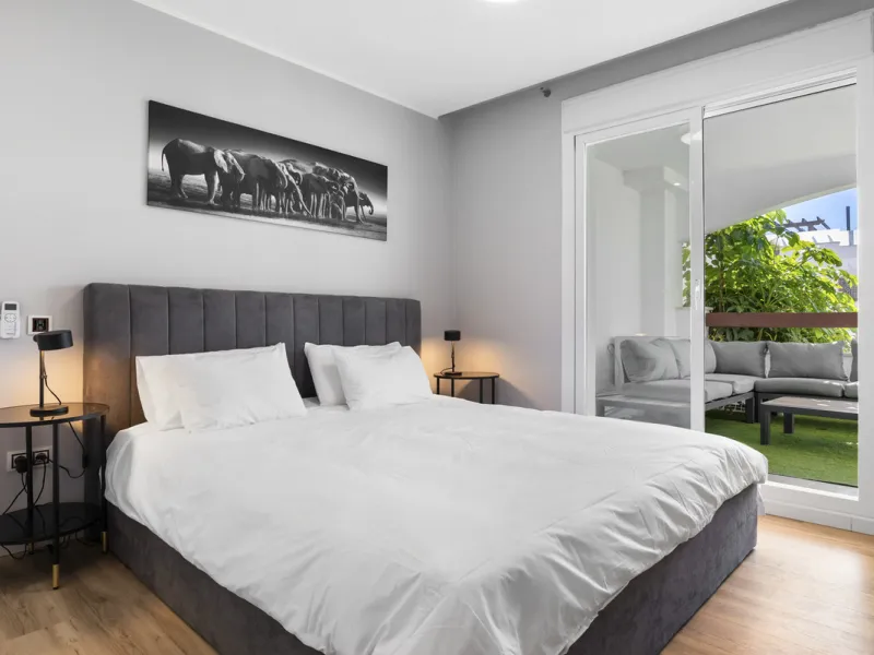 Fully Renovated 3-Bedroom Apartment in Aloha Royal, Nueva Andalucía, Marbella