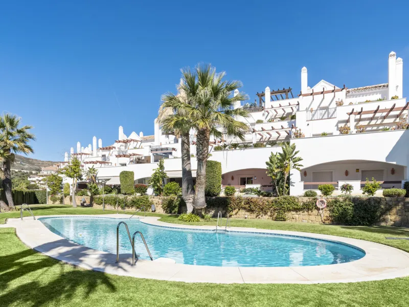 Fully Renovated 3-Bedroom Apartment in Aloha Royal, Nueva Andalucía, Marbella