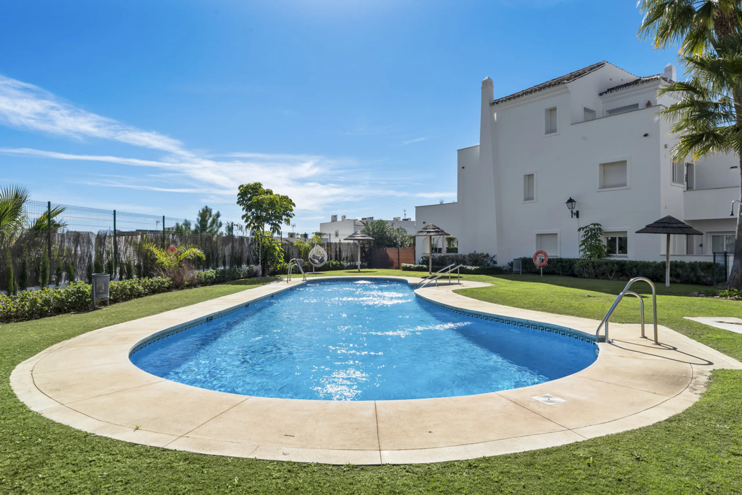 Fully Renovated 3-Bedroom Apartment in Aloha Royal, Nueva Andalucía, Marbella