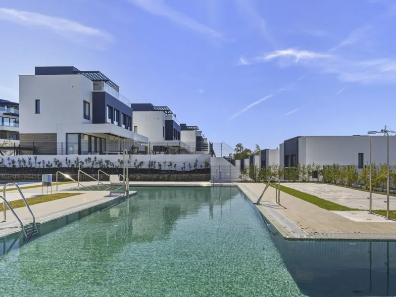 Contemporary Luxury Townhouse | Marbella West