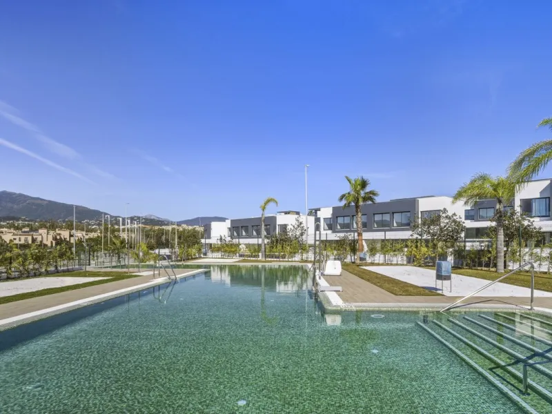 Contemporary Luxury Townhouse | Marbella West