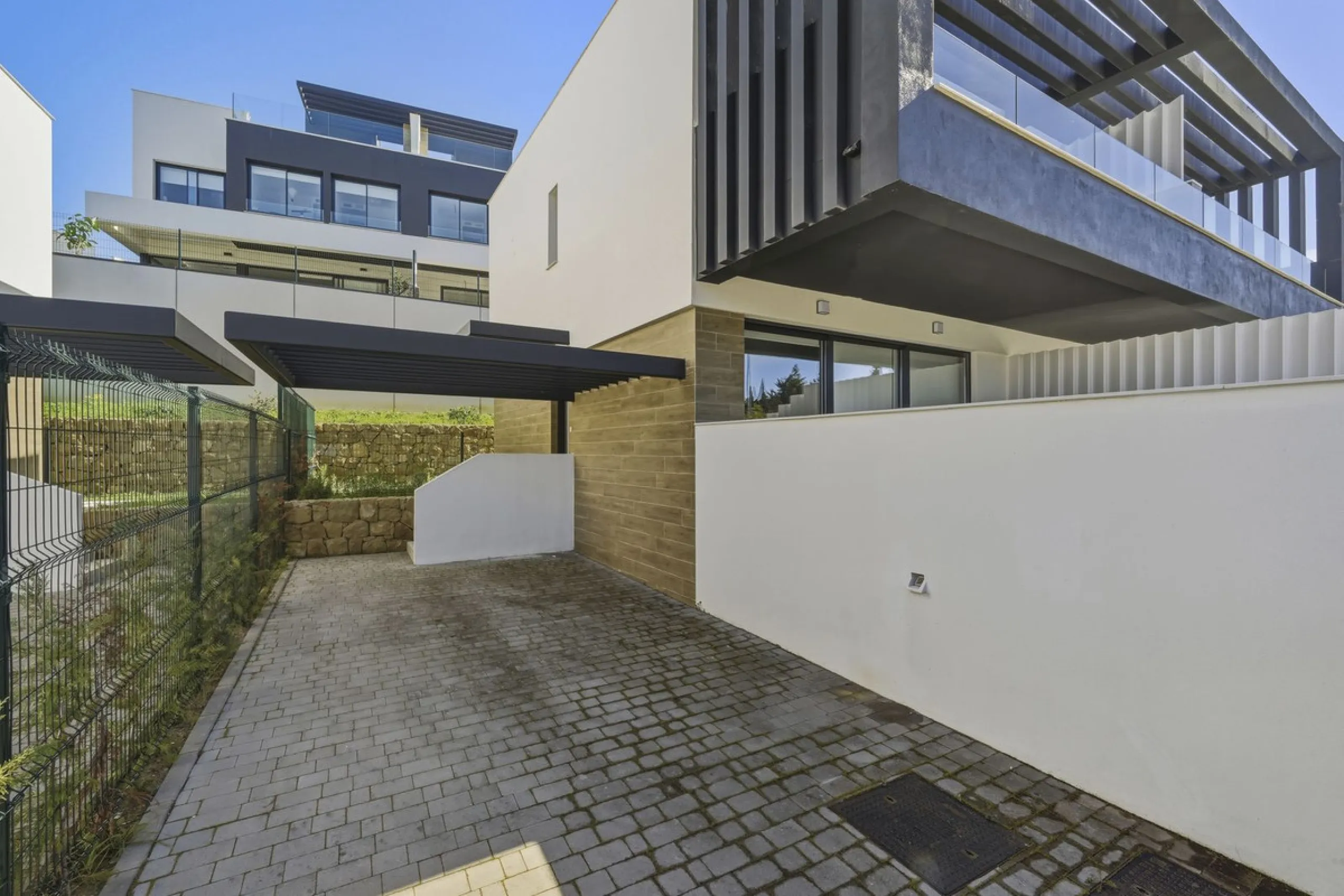 Contemporary Luxury Townhouse | Marbella West