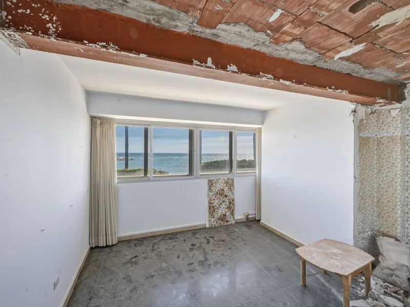 Apartment - Penthouse в продаже в Marbella, Málaga. В доме 5 спален и 3 ванных комнат. Площадь дома 215 м²