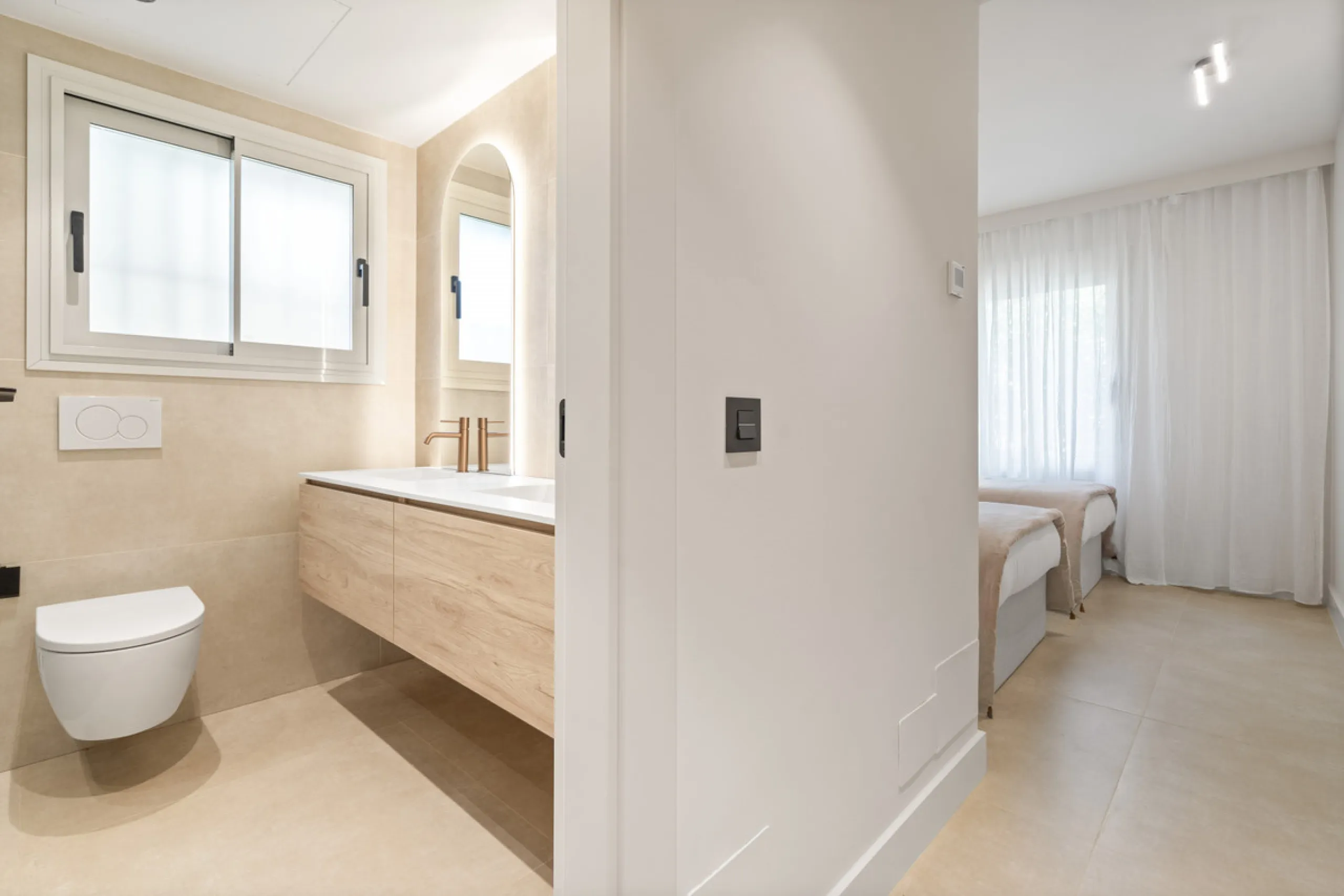 Apartment - Ground Floor Apartment в продаже в Marbella, Málaga. В доме 3 спален и 3 ванных комнат. Площадь дома 170 м²