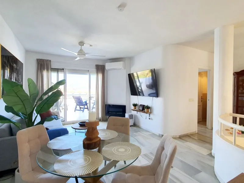 House - Townhouse в продаже в Mijas, Málaga. В доме 2 спален и 2 ванных комнат. Площадь дома 80 м²
