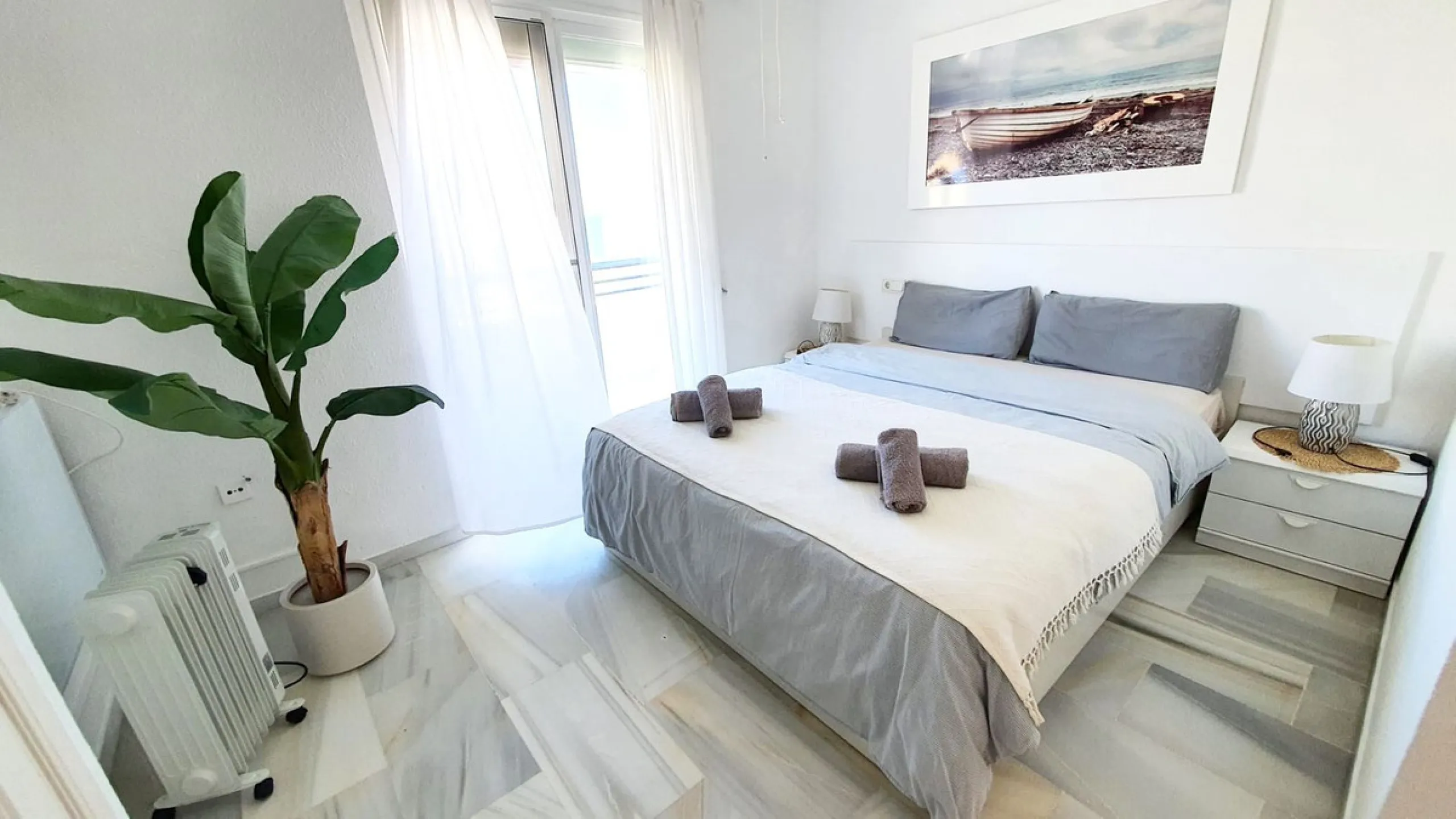 House - Townhouse в продаже в Mijas, Málaga. В доме 2 спален и 2 ванных комнат. Площадь дома 80 м²