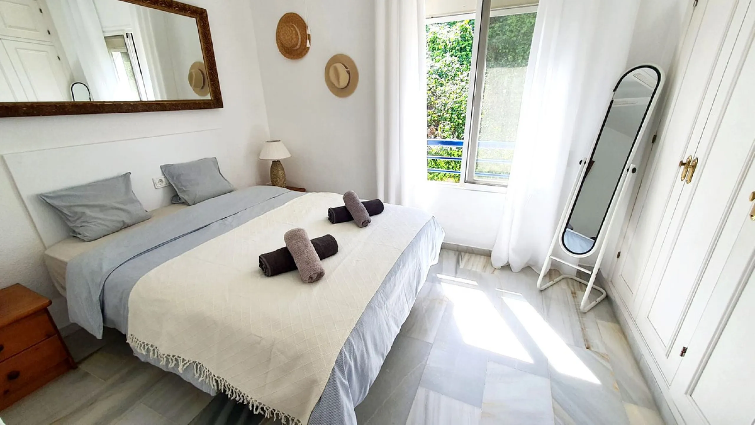 House - Townhouse в продаже в Mijas, Málaga. В доме 2 спален и 2 ванных комнат. Площадь дома 80 м²