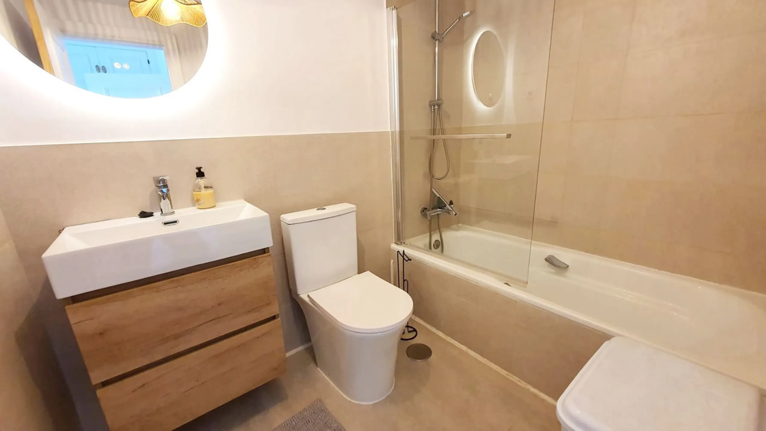 House - Townhouse в продаже в Mijas, Málaga. В доме 2 спален и 2 ванных комнат. Площадь дома 80 м²