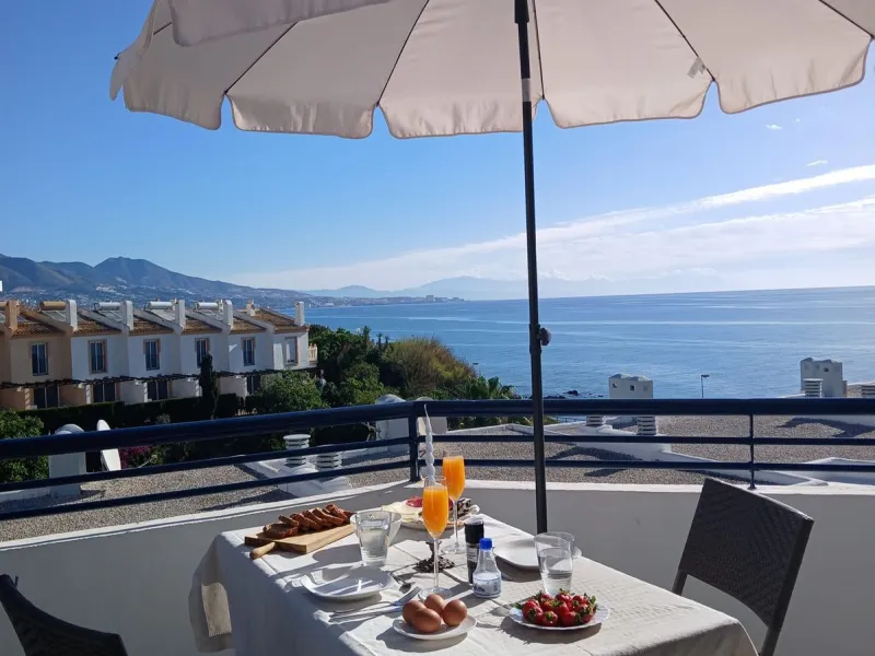 House - Townhouse в продаже в Mijas, Málaga. В доме 2 спален и 2 ванных комнат. Площадь дома 80 м²