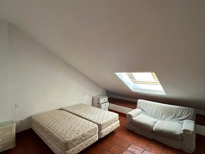 Elegant Townhouse  – A Tranquil Residential Oasis