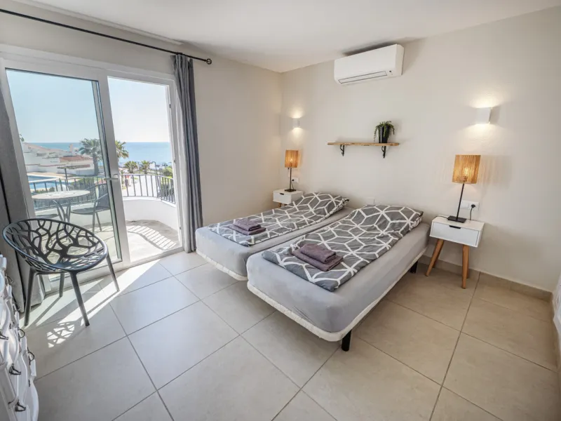 NEW TOWNHOUSE LOCATED IN THE EXCLUSIVE AREA OF MIRAFLORES, JUST 50 METERS FROM THE BEACH – WITH TOURIST LICENSE!!!