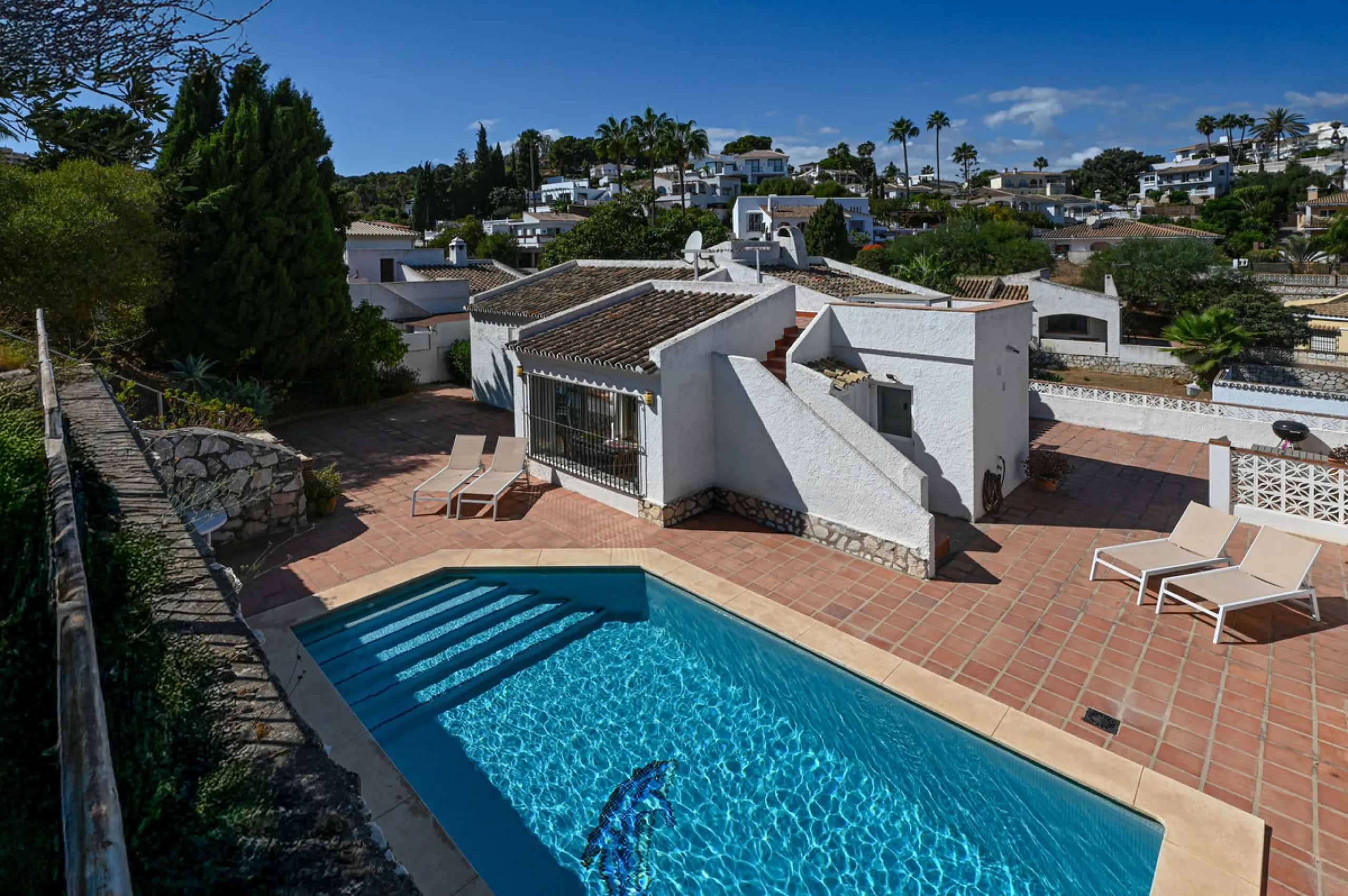 **Beautiful One-Level Villa with Private Pool – Fuengirola / Cerros del Águila**
