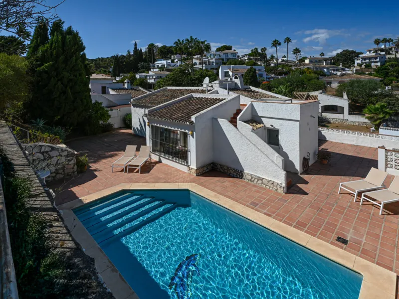 **Beautiful One-Level Villa with Private Pool – Fuengirola / Cerros del Águila**