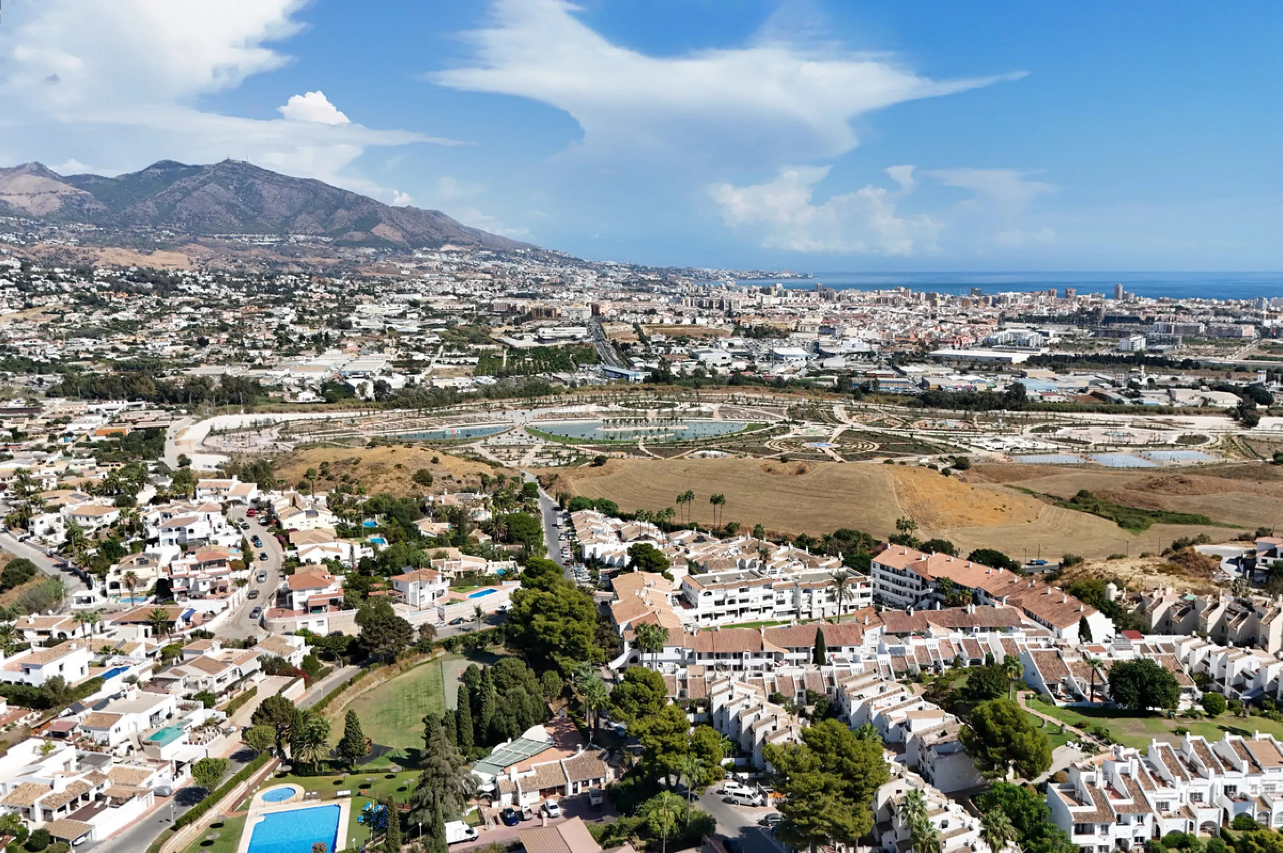 **Beautiful One-Level Villa with Private Pool – Fuengirola / Cerros del Águila**