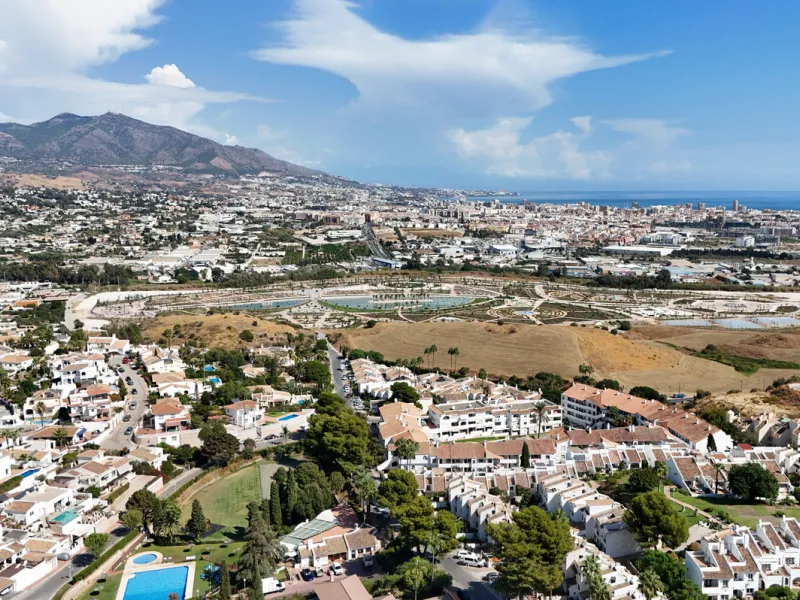 **Beautiful One-Level Villa with Private Pool – Fuengirola / Cerros del Águila**