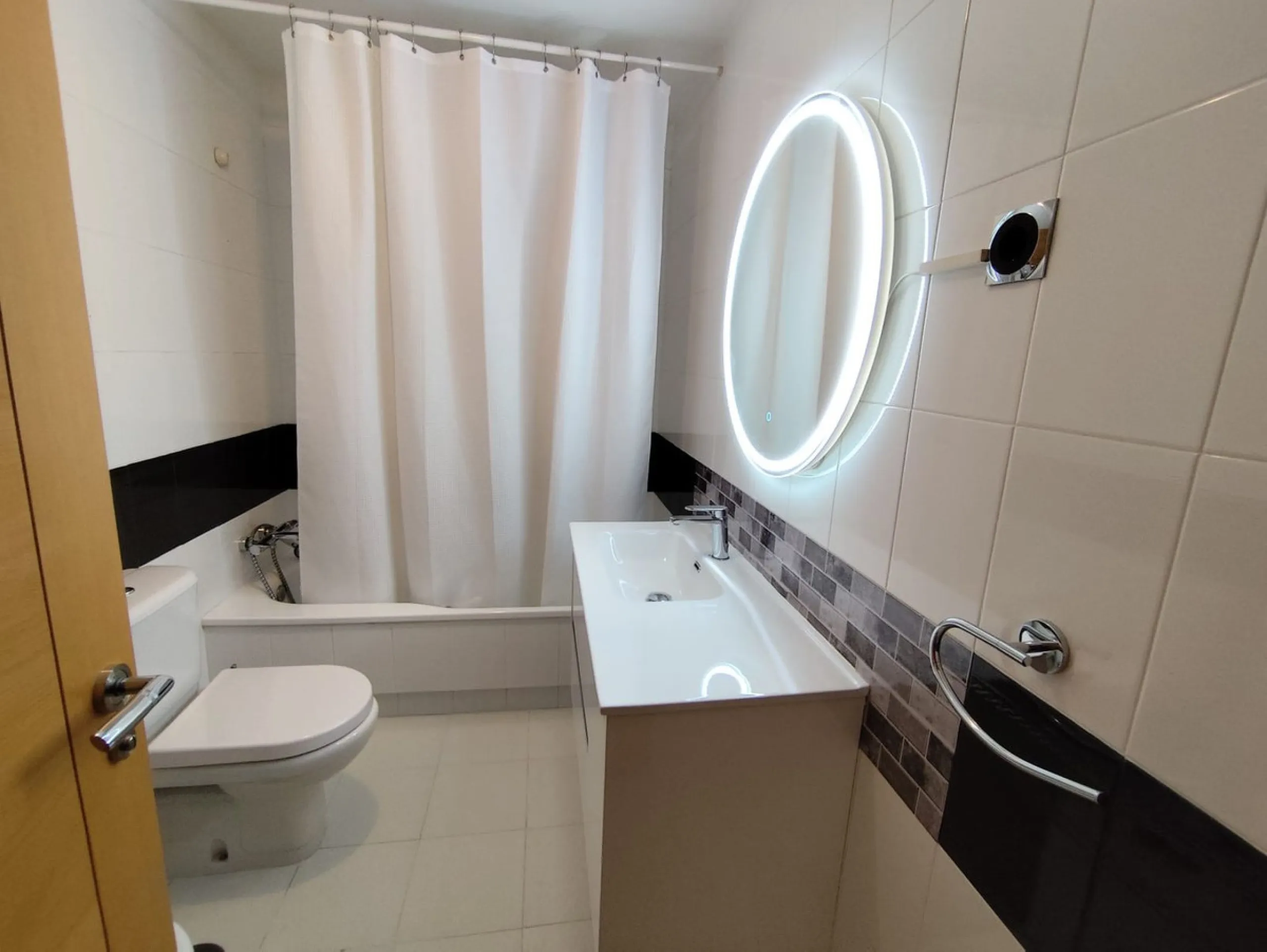 Middle Floor Apartment, Málaga Este, Costa del Sol.