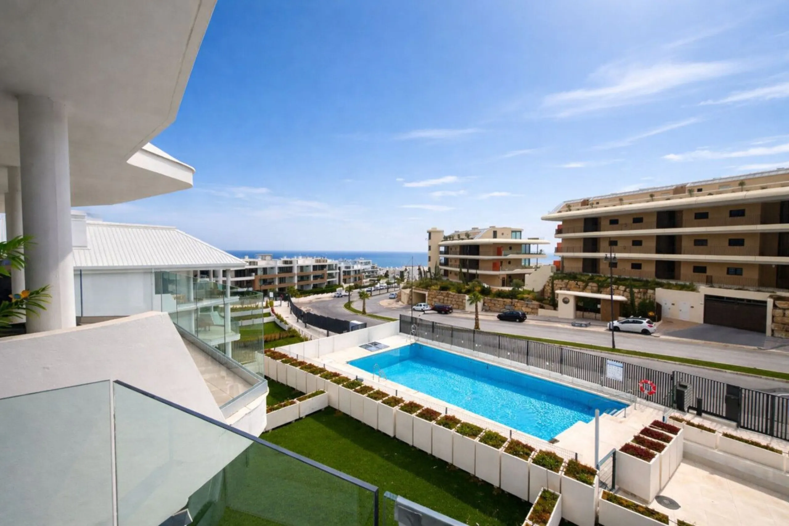 Apartment - Middle Floor Apartment в продаже в Fuengirola, Málaga. В доме 3 спален и 2 ванных комнат. Площадь дома 92 м²