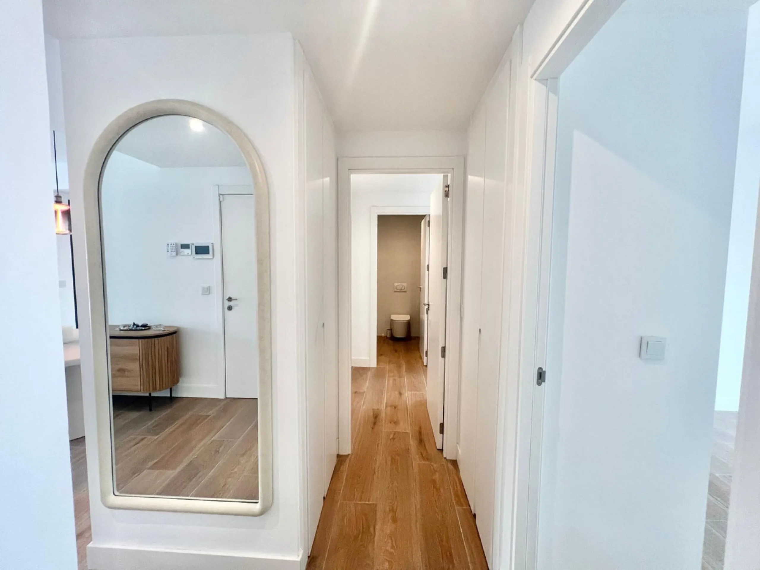 Apartment - Middle Floor Apartment в продаже в Fuengirola, Málaga. В доме 3 спален и 2 ванных комнат. Площадь дома 92 м²