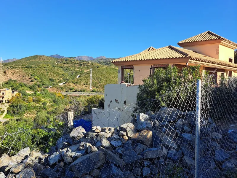 Plot - Residential Plot в продаже в Marbella, Málaga. Площадь участка 1256 м²