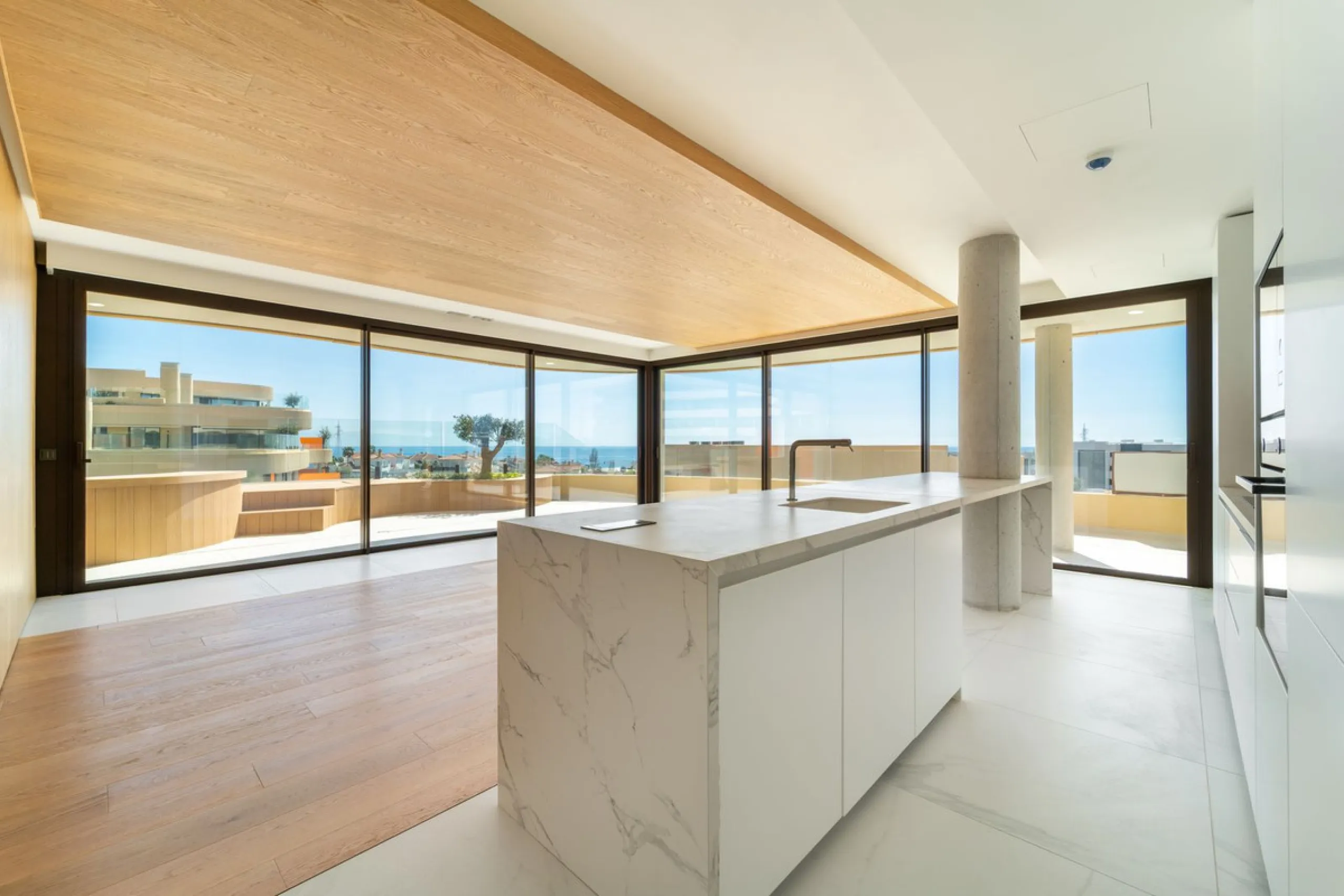 Apartment - Penthouse в продаже в Fuengirola, Málaga. В доме 3 спален и 2 ванных комнат. Площадь дома 114 м²