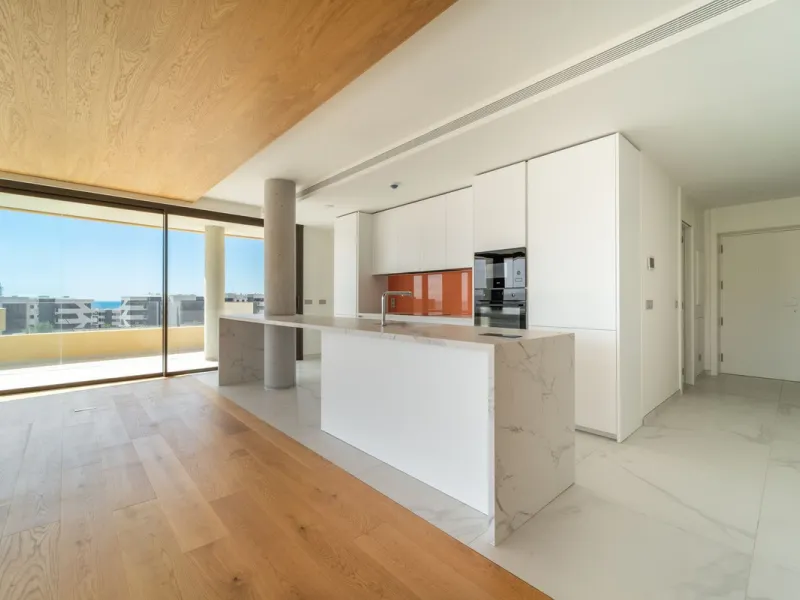 Apartment - Penthouse в продаже в Fuengirola, Málaga. В доме 3 спален и 2 ванных комнат. Площадь дома 114 м²