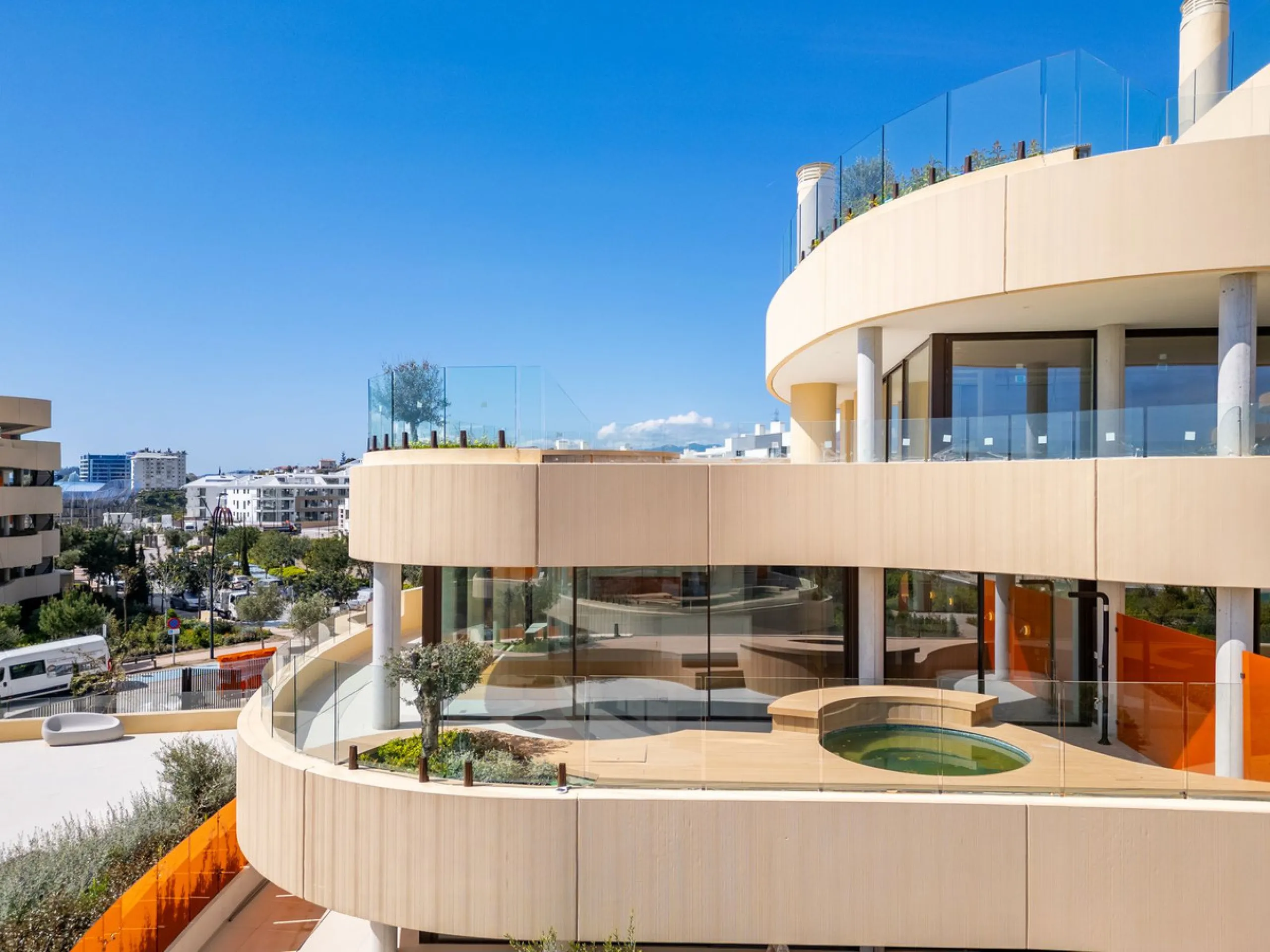 Apartment - Penthouse в продаже в Fuengirola, Málaga. В доме 3 спален и 2 ванных комнат. Площадь дома 114 м²