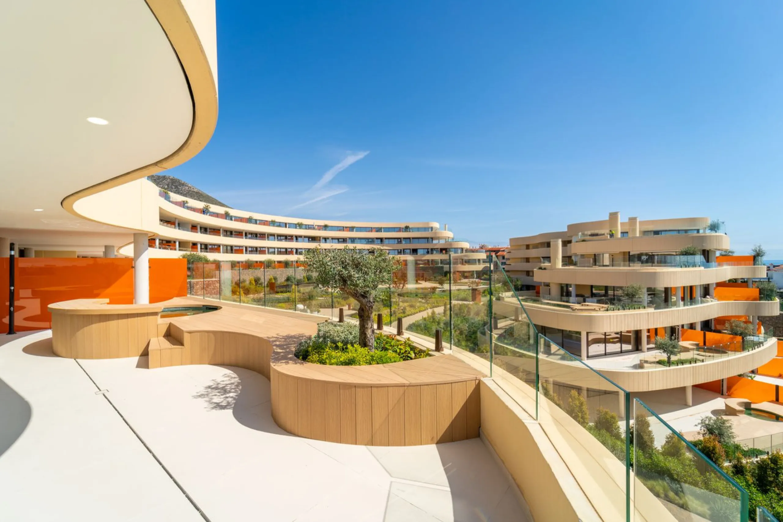 Apartment - Penthouse в продаже в Fuengirola, Málaga. В доме 3 спален и 2 ванных комнат. Площадь дома 114 м²