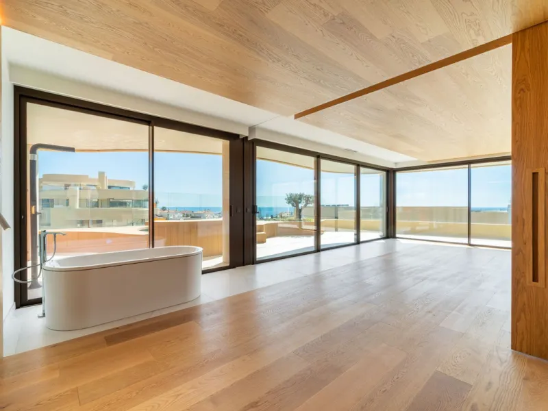 Apartment - Penthouse в продаже в Fuengirola, Málaga. В доме 3 спален и 2 ванных комнат. Площадь дома 114 м²