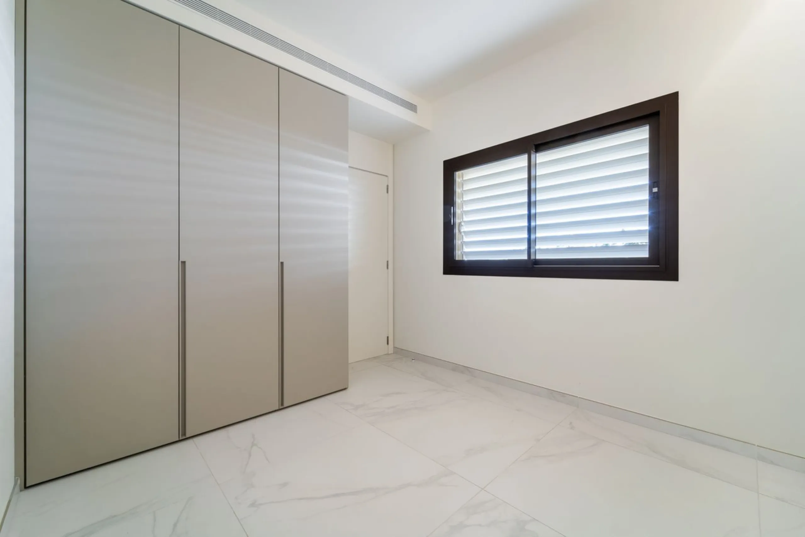 Apartment - Penthouse в продаже в Fuengirola, Málaga. В доме 3 спален и 2 ванных комнат. Площадь дома 114 м²